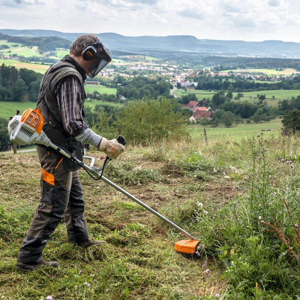 Desmalezadora FS 235 - Tienda en Línea STIHL